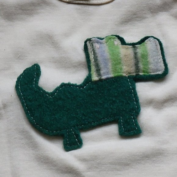 CATE & LEVI Organic Onesie - Baby - Made in Canada NEW NWT 6-12mo Alligator Croc - Picture 3 of 4